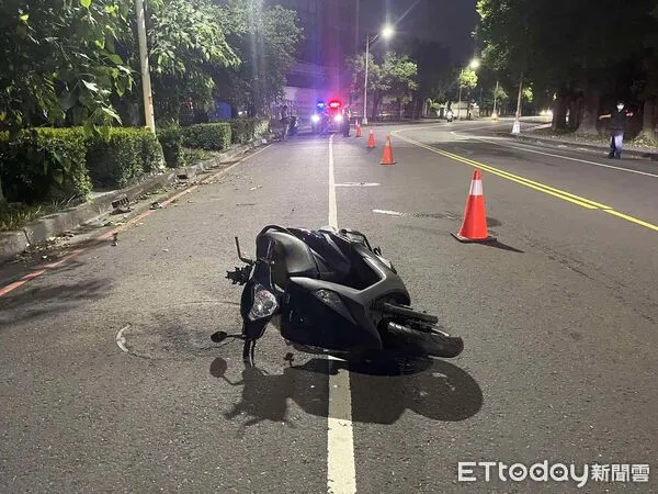 ▲屏東警分局公布「預防自撞六守則」。(圖/記者陳崑福翻攝)