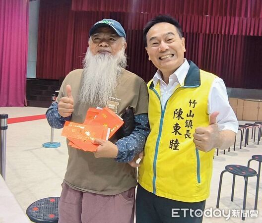 ▲竹山鎮今天起發放重陽敬老禮金。(圖/竹山鎮公所提供,下同)