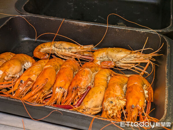 ▲探索廚房改裝必吃菜色一次看。(圖/記者黃士原攝)