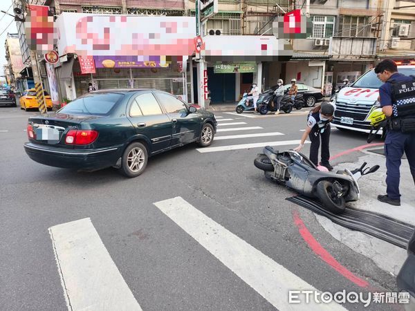 ▲▼高齡駕駛 。(圖/記者許宥孺翻攝)