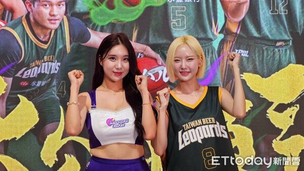 ▲▼雲豹開季記者會,韓籍啦啦隊新援徐賢淑、金賢姈;雲豹高錦瑋、克羅馬、林信寬、執行長張建偉 。(圖/記者呂佳賢攝)