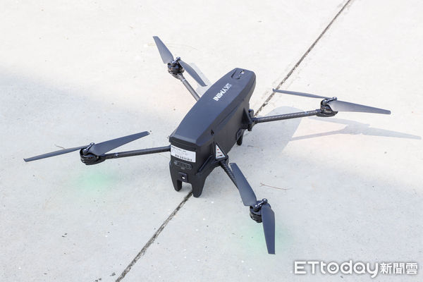 ▲▼ 嘉義縣財稅局全國首創無人機國產軟硬體去紅色鏈查核稅籍 。(圖/記者翁伊森攝)