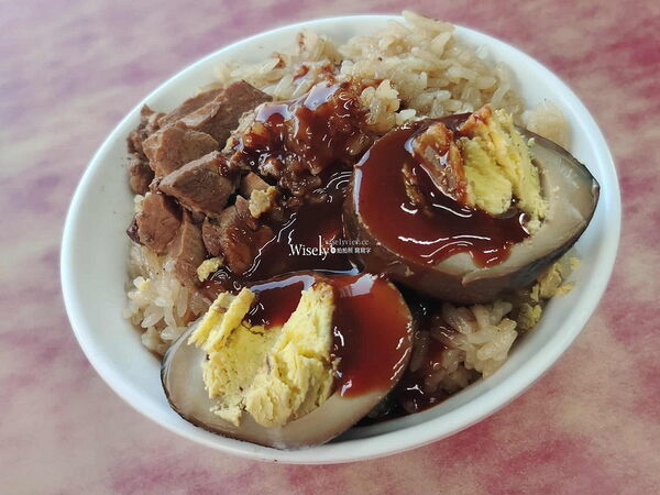 ▲▼阿萬油飯。(圖/部落客WISELY’S 拍拍照寫寫字授權提供)