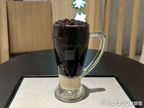 ▲▼翰林茶館悄悄推出隱藏版「翻轉珍奶」。(圖/翰林茶館提供)