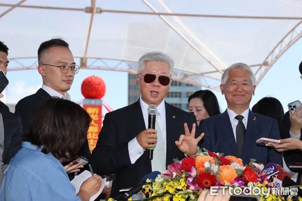 ▲輝達進駐北士科尚未底定,新壽T17、T18先行舉行開工動土儀式。(圖/記者徐文彬攝)