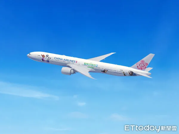 ▲▼中華航空與台灣華特迪士尼股份有限公司推出台灣首架迪士尼彩繪機。(圖/華航提供)