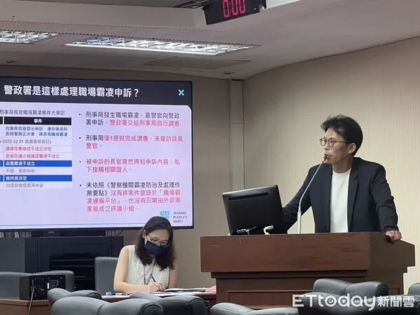 ▲黃國昌16日就駐外警霸凌案質詢警政署長張榮興。(圖/記者蘇晏男攝)