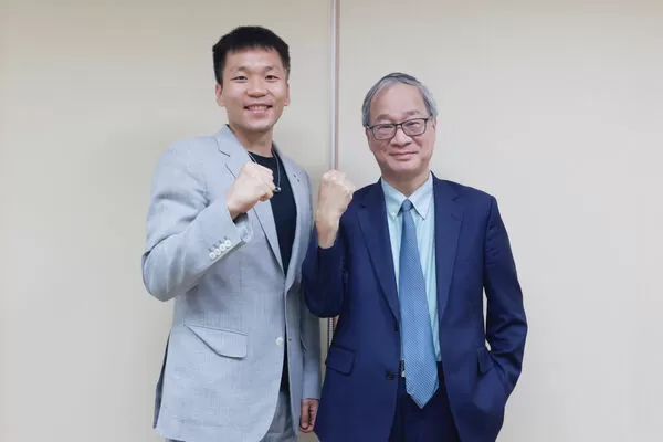 ▲運動部長李洋(左)與文化部長李遠(右)今(16)日會見洽談合作、運動部與文化部就合作方向進行討論,盼共同壯大運動及文化。(圖/運動部提供)