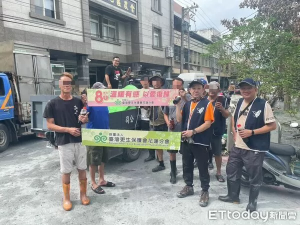 ▲▼光復洪災更生人生計受影響,更保花蓮分會緊急投入救援。(圖/臺灣更生保護會提供)