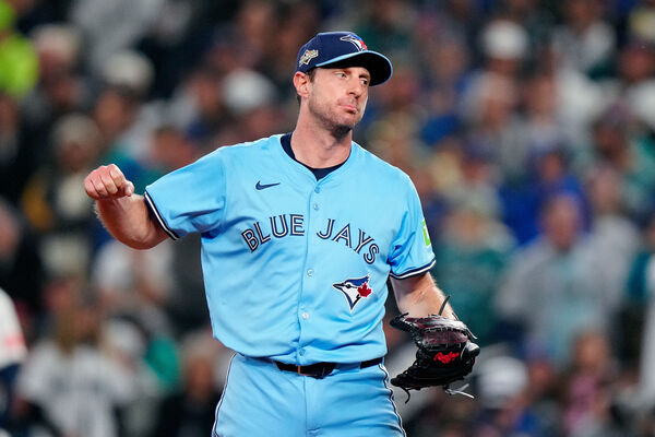 ▲塞揚王牌薛茲爾(Max Scherzer)回春,藍鳥客場大勝水手追平戰局 。(圖/達志影像/美聯社)