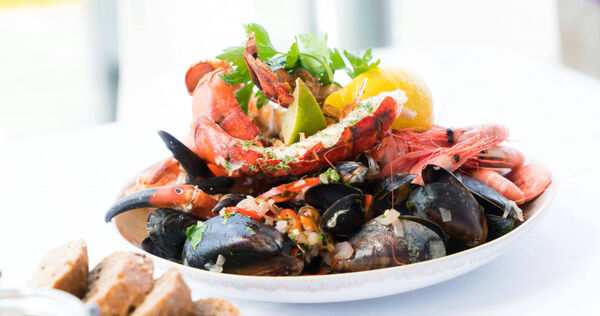 隔夜菜一定致癌? 專家曝「4類食物」放一晚細菌暴增