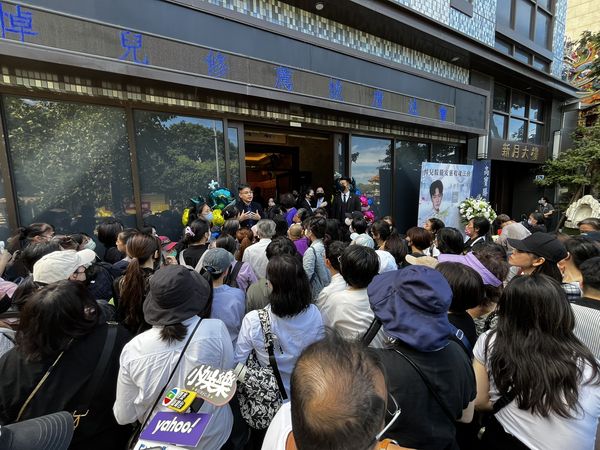 ▲▼孫德榮替于朦朧舉辦法會。(圖/讀者提供)