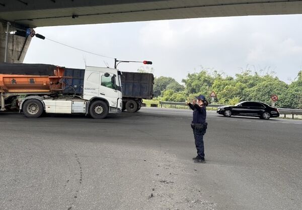 ▲和美大橋工程替代道路出爐。(圖/賴清美提供)