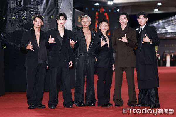▲▼2025金鐘獎節目紅毯-敖犬【莊濠全】、小煜【楊奇煜】、威廉【廖亦崟】、阿緯【劉峻緯】、小杰【廖允杰】、王子【邱勝翊】、朵拉 Dora【謝雨芝】。(圖/攝影中心攝)