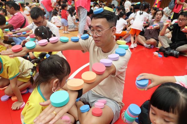 ▲基隆900人同樂體適能 打造全齡健康城市。(圖/記者郭世賢翻攝)