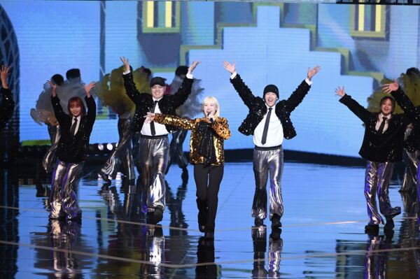 ▲▼第60屆金鐘獎開場演出。(圖/三立提供)