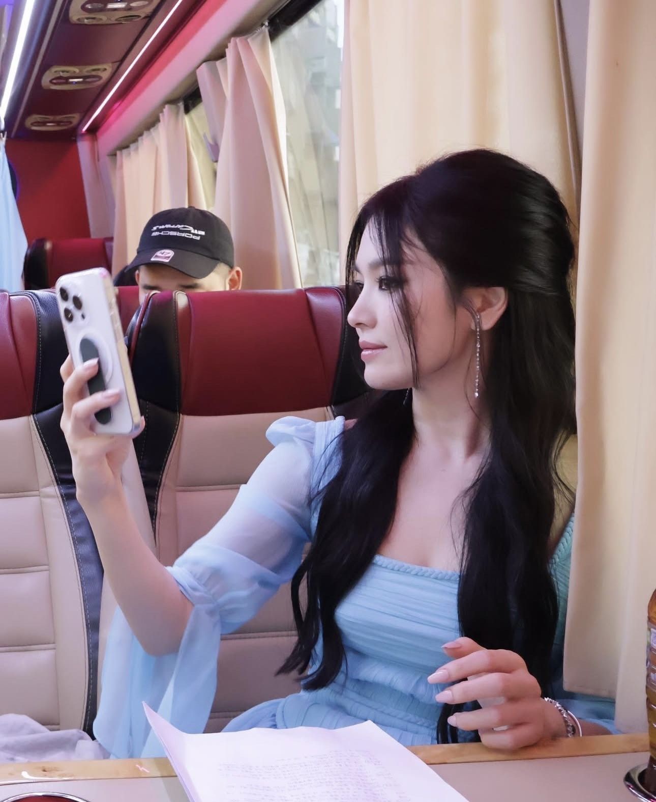 ▲▼ CHAUMET 。(圖/翻攝IG)