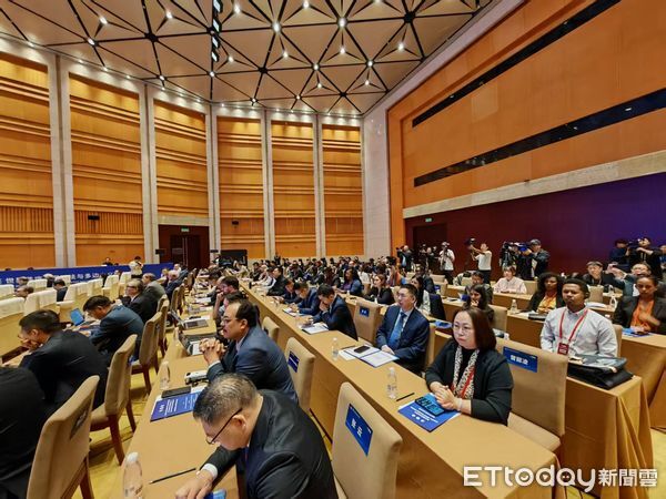 ▲▼ ▲▼ 聯合國八十週年大會在武漢舉行,談台灣地位、大陸國台辦主任趙世通 (圖/記者任以芳攝)