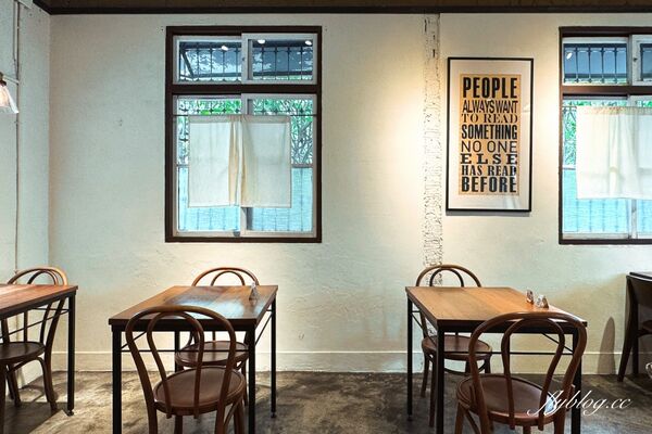 ▲▼台中西區老宅改建早午餐店「田樂小公園店」,坐擁公園綠意美景。(圖/部落客飛天璇提供)