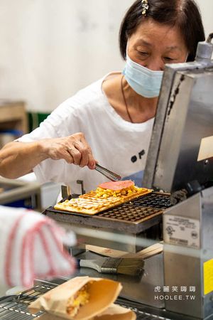 ▲▼高雄在地31年老店「光遠鬆餅坊」!每日限量必吃鮪魚小黃瓜鬆餅、爆漿甜點巧克力與蜂蜜奶油。(圖/部落客虎麗提供)