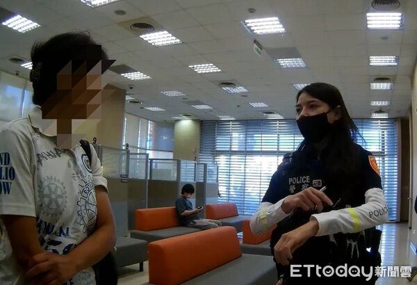 ▲上班族李姓女子貸款150萬元匯給男友及其友人,疑似遭詐騙,警方獲報前往勸阻。(圖/桃園警分局提供)