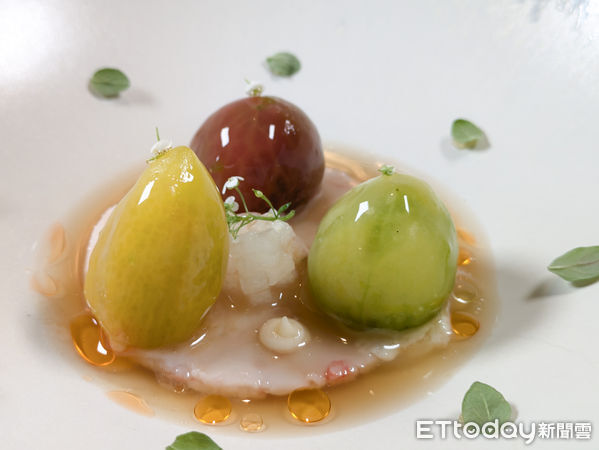 ▲NBA球星愛店LONGTAIL推秋季菜單。(圖/記者黃士原攝)