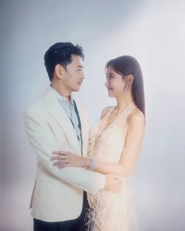 ▲安心亞曬出與阿Ken的合照。(圖/翻攝自Facebook/安心亞)