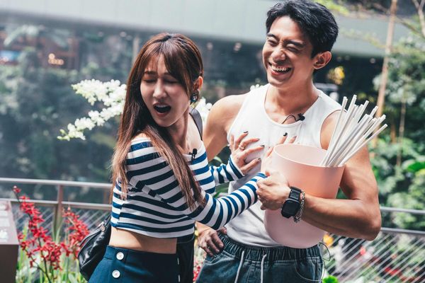 ▲▼花花(左起)、苗可麗、初孟軒、曾莞婷、周曉涵,出發前往新加坡旅遊。(圖/東森綜合台提供)