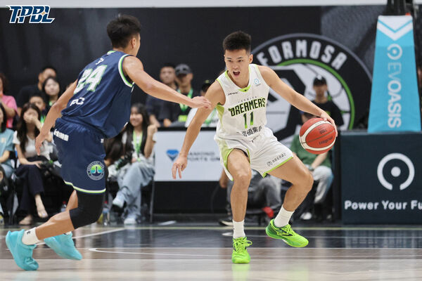 ▲夢想家蔣淯安、林俊吉。(圖/TPBL職籃提供)