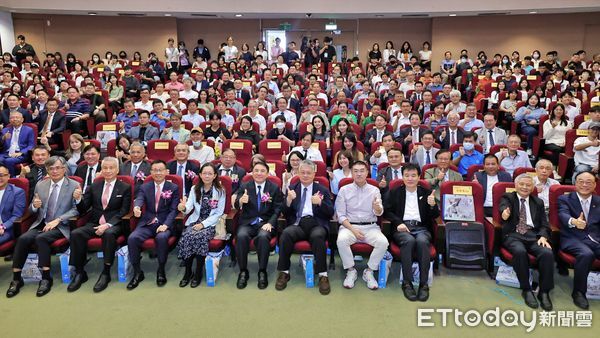 ▲謝國樑出席海大72週年校慶。(圖/記者郭世賢翻攝)