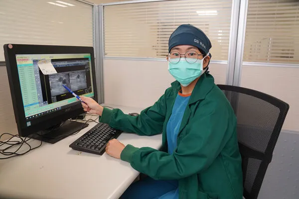 ▲▼中國醫藥大學新竹附設醫院乳房外科簡姿萍醫師。(圖/中醫大新竹附醫提供)