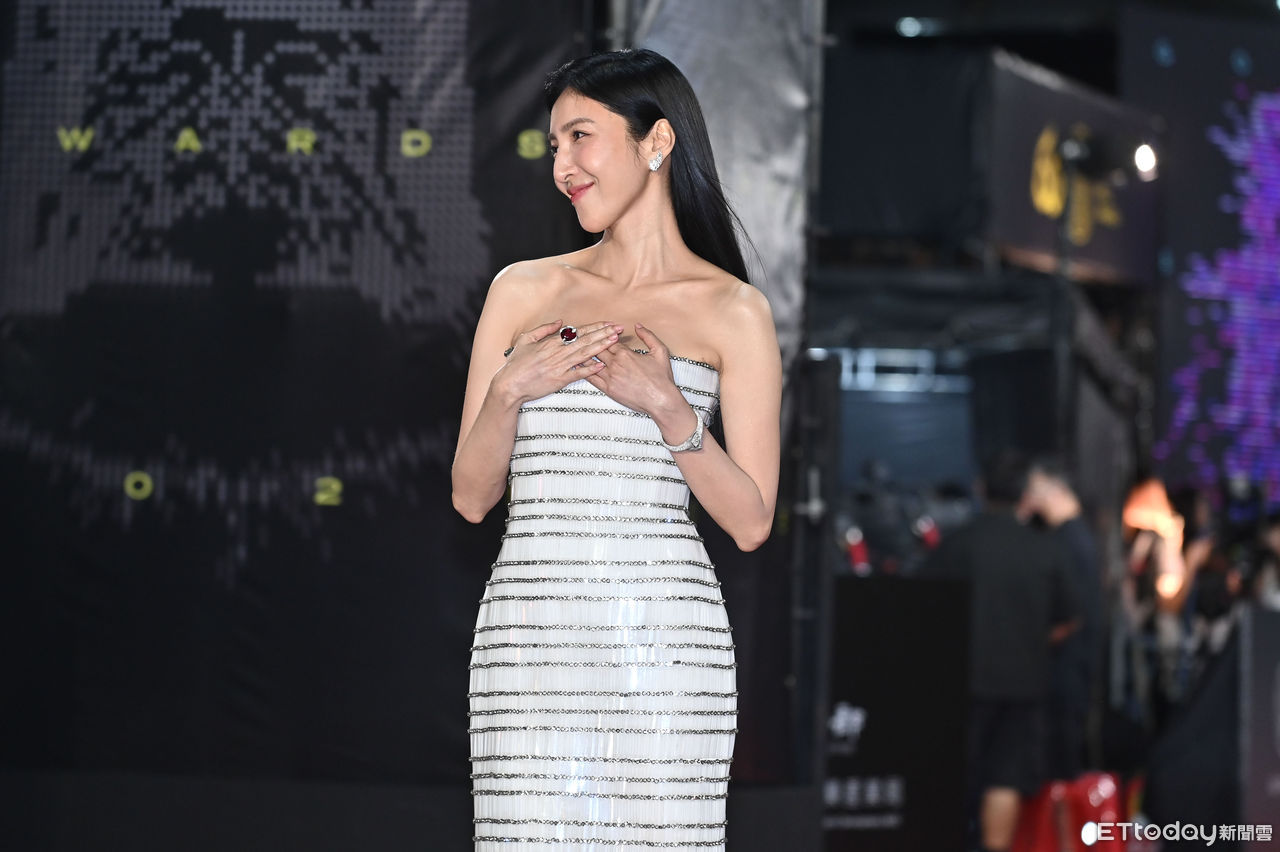 ▲第60屆戲劇類金鐘獎星光大道,《影后》楊謹華。(圖/記者林敬旻攝)