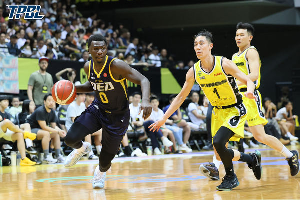 ▲特攻阿巴西、飛克,國王沃許本、李愷諺。(圖/TPBL職籃提供)