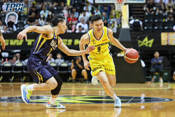 ▲特攻阿巴西、飛克,國王沃許本、李愷諺。(圖/TPBL職籃提供)