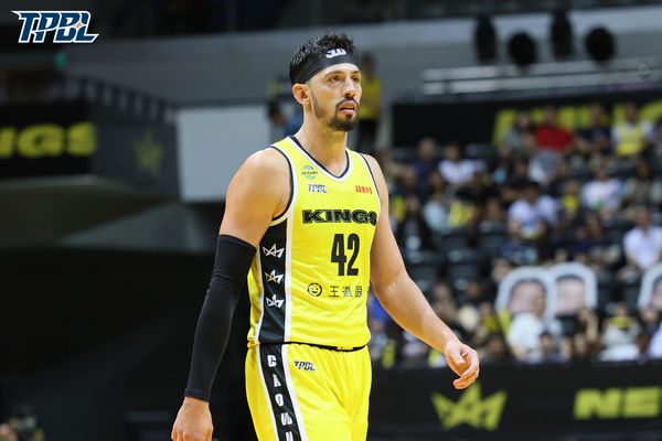 ▲特攻阿巴西、飛克,國王沃許本、李愷諺。(圖/TPBL職籃提供)