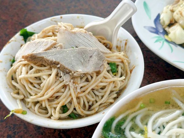 ▲▼麵控一定要收藏!歸仁在地人從小吃到大,「300戶麵店」麻醬香、湯香、滷味香全到位。(圖/部落客台南好Food遊提供)