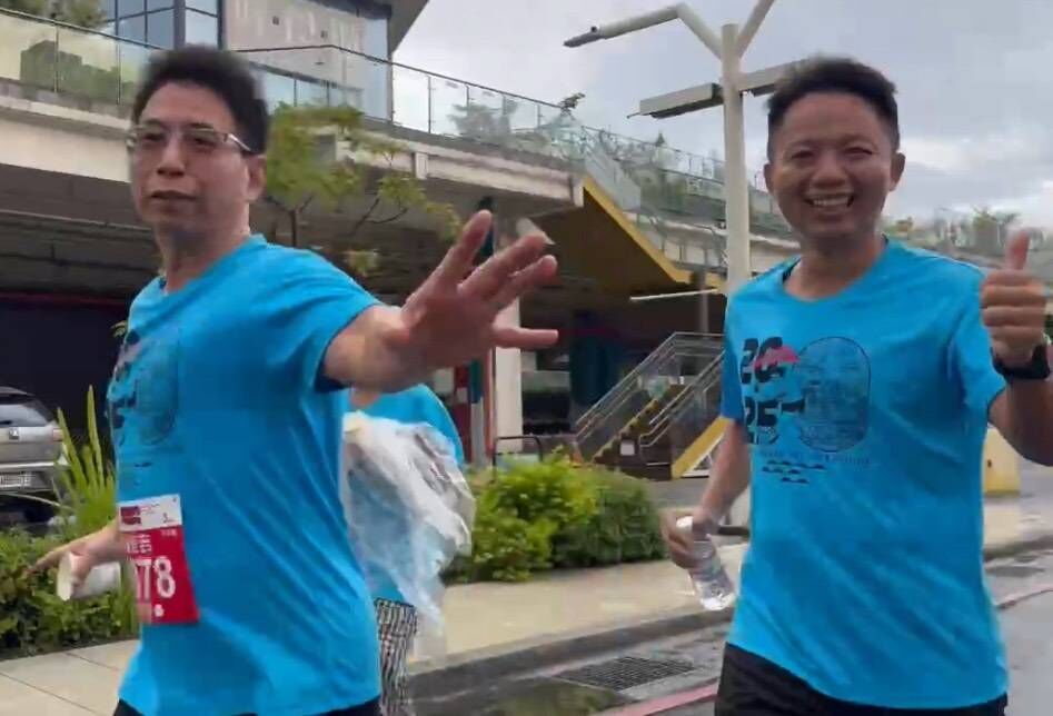 ▲海巡北部分署跑出團隊精神。(圖/記者郭世賢翻攝)