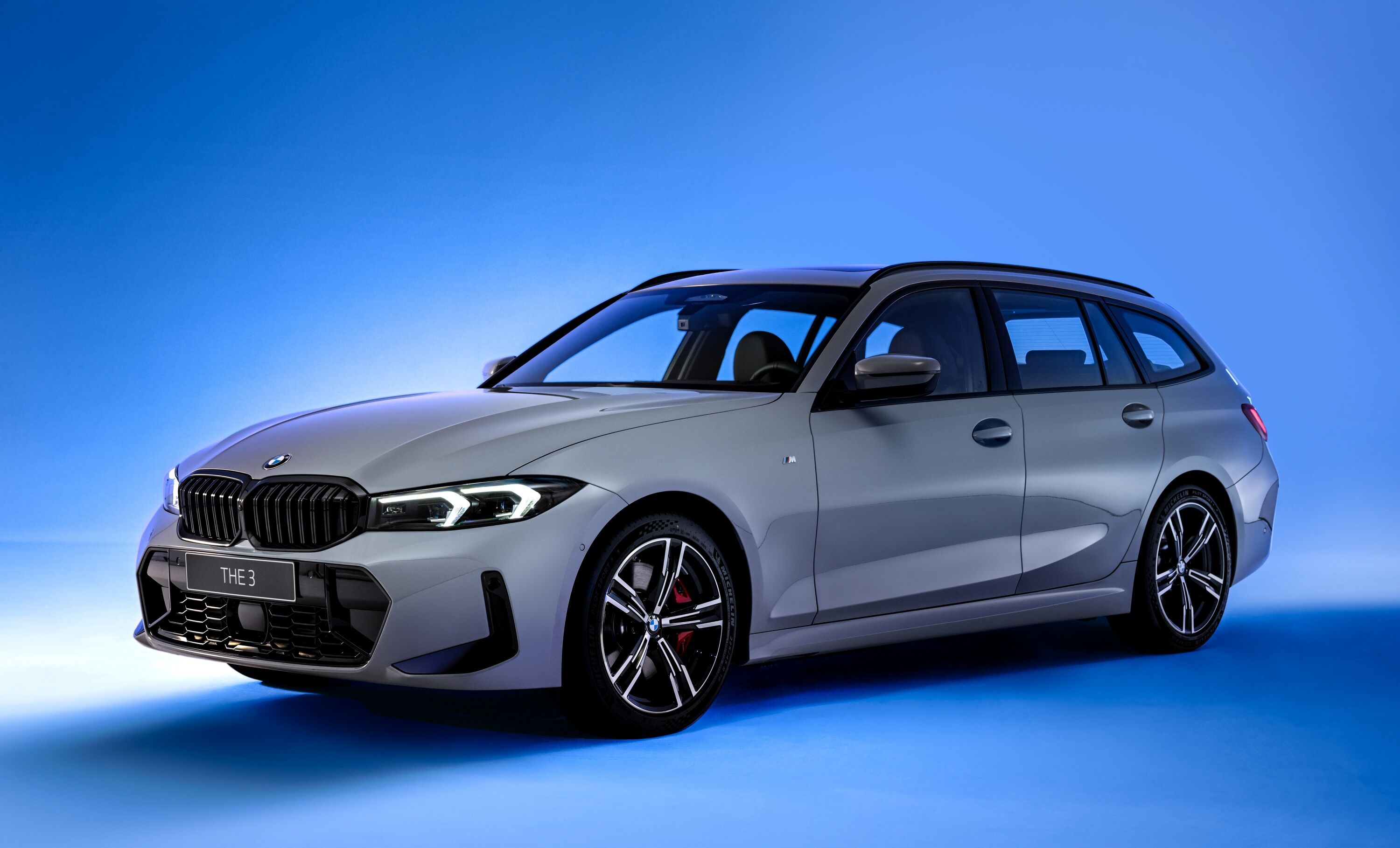 ▲262萬!BMW「3系列50周年版」旅行車開賣 內外升級全台限量100輛。(圖/翻攝自BMW)