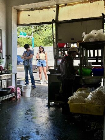 ▲▼新北瑞芳美食「秀蓮什錦麵」!老礦坑人的滋味,北濱公路孤獨飄香40餘年。(圖/部落客小虎提供)