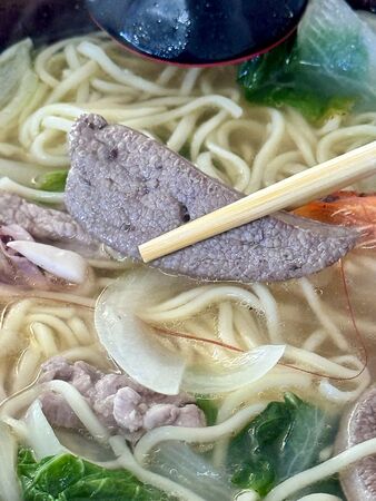 ▲▼新北瑞芳美食「秀蓮什錦麵」!老礦坑人的滋味,北濱公路孤獨飄香40餘年。(圖/部落客小虎提供)