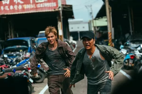 ▲▼羅志祥新歌MV邀請馬志翔助陣演出。(圖/華納音樂提供)