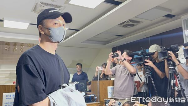 ▲▼藝人閃兵案移送,Energy書偉。(圖/記者陸運陞攝)