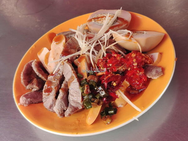 ▲▼客家風味黑白切麵攤。(圖/部落客wisely提供)