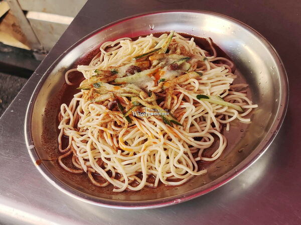 ▲▼客家風味黑白切麵攤。(圖/部落客wisely提供)