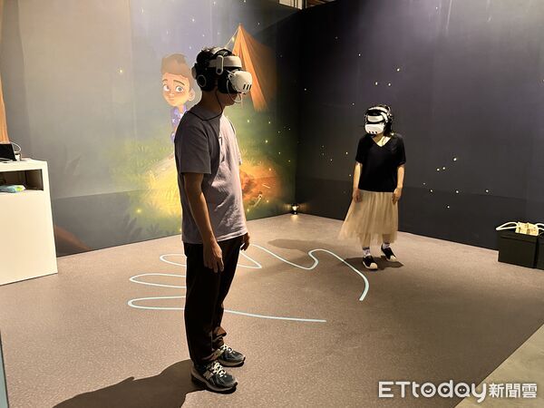 ▲▼「2025 TTXC台灣文化科技大會」即日起至10月26日在高雄駁二藝術特區開跑,今年以「AI共創×內容新經濟」為主題,兩大展區規劃亞洲最大XR影展「XR DREAMLAND」、文策院「INNOVATIONS文化科技交易所」。(圖/記者林育綾攝)