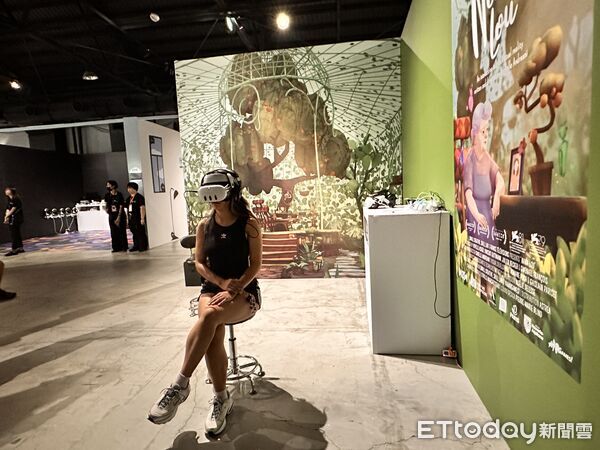 ▲▼「2025 TTXC台灣文化科技大會」即日起至10月26日在高雄駁二藝術特區開跑,今年以「AI共創×內容新經濟」為主題,兩大展區規劃亞洲最大XR影展「XR DREAMLAND」、文策院「INNOVATIONS文化科技交易所」。(圖/記者林育綾攝)