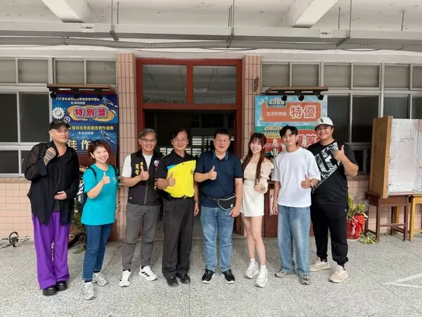 ▲泥沙覆地、夢想未滅!浪凡基金會助光復國中重建球場。(圖/浪凡基金會提供)