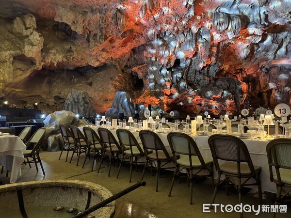 ▲北越下龍灣的「龍騰碧珠洞」,融合洞穴實景匯演與頂級美饌,為全越南首創,今年6月正式亮相,下龍灣旅遊。(圖/記者彭懷玉攝)