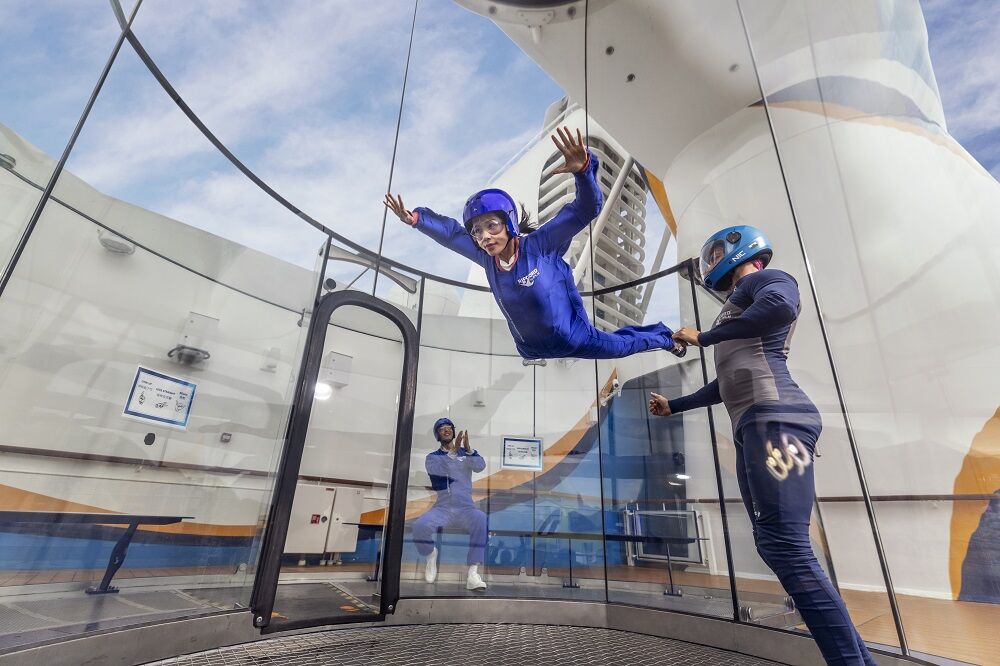 挑戰無極限!海洋光譜號高科技娛樂攻略(圖/皇家加勒比國際遊輪)