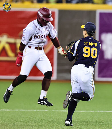 ▲▼ 江坤宇、林政華 。(圖/中信兄弟提供)